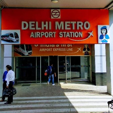 Del Fox Hotel, Delhi Airport Нью-Дели Экстерьер фото